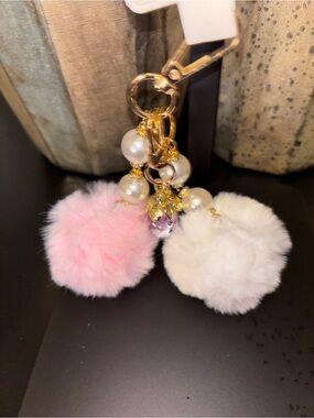 Faux Fur Pom Pom Keychain with Pearls - Pink & White